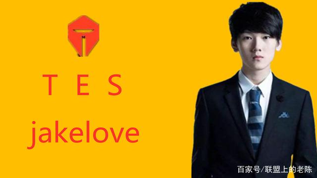 Weibo Gaming 的新赛季阵容：主教练NoFe，助理教练 Fly ，中单 Xiaohu + Tian