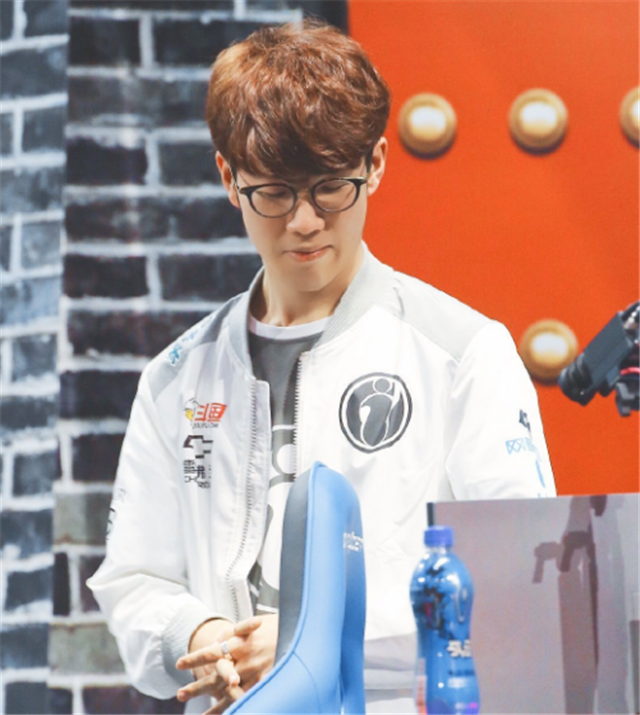 LOL今天赛程：LPL+LCK+LDL安排满满！